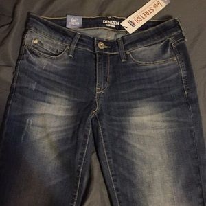 Levi jeans